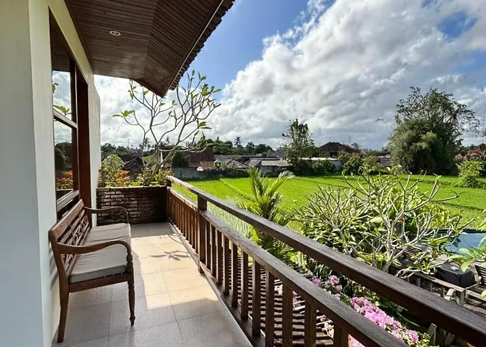 Couette-café Maha 4*